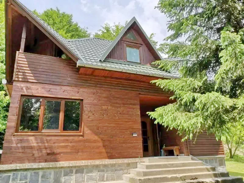 Sovata Cazare | Sat de vacanță (K0319-19) Imaginea poate fi supusă drepturilor de autor. Se recomandă contactarea titularului drepturilor.