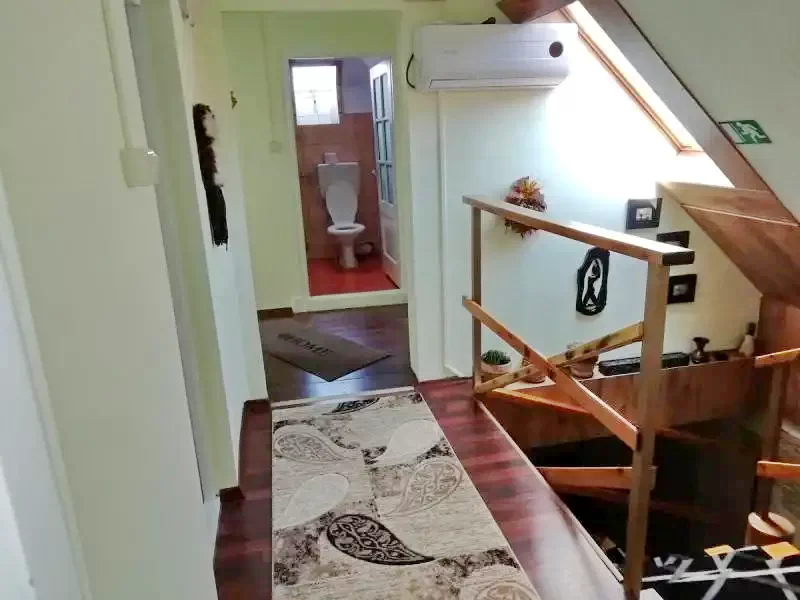 Szováta Szállás | Kemping / turistapihenő (K0331-24) A kép szerzői jogvédelem alatt állhat. Javasolt a kapcsolatfelvétel a jog tulajdonossal.