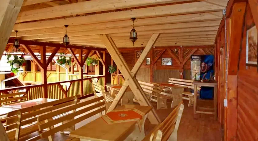 Szováta Szállás | Motel (K0334-8) A kép szerzői jogvédelem alatt állhat. Javasolt a kapcsolatfelvétel a jog tulajdonossal.