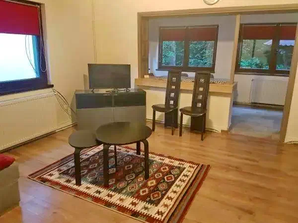 Sovata Cazare | Hotel**** (K0563-5) Imaginea poate fi supusă drepturilor de autor. Se recomandă contactarea titularului drepturilor.