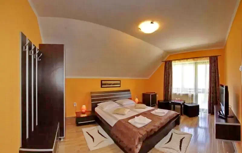 Szováta Szállás | Motel (K0651-16) A kép szerzői jogvédelem alatt állhat. Javasolt a kapcsolatfelvétel a jog tulajdonossal.