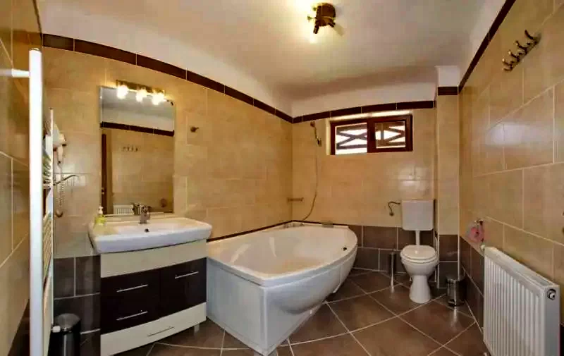 Sovata Cazare | Motel (K0651-19) Imaginea poate fi supusă drepturilor de autor. Se recomandă contactarea titularului drepturilor.