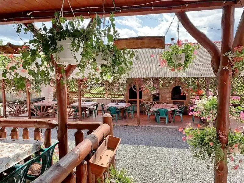 Szováta Szállás | Motel (K0678-4) A kép szerzői jogvédelem alatt állhat. Javasolt a kapcsolatfelvétel a jog tulajdonossal.