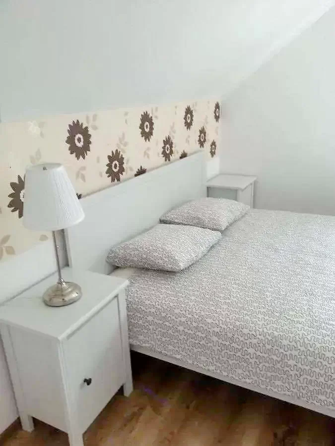Sovata Cazare | Motel (K0680-8) Imaginea poate fi supusă drepturilor de autor. Se recomandă contactarea titularului drepturilor.