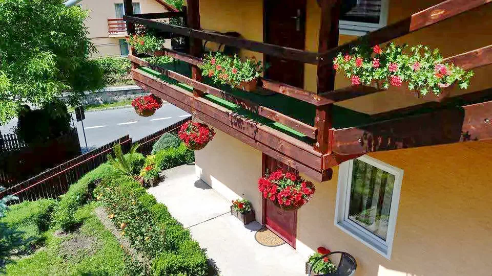 Sovata Cazare | Motel (K0680-33) Imaginea poate fi supusă drepturilor de autor. Se recomandă contactarea titularului drepturilor.