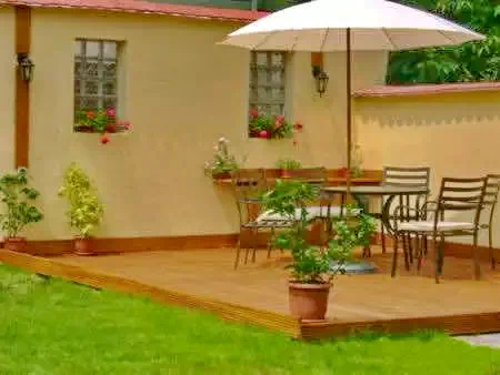 Szováta Szállás | Motel (K0700-16) A kép szerzői jogvédelem alatt állhat. Javasolt a kapcsolatfelvétel a jog tulajdonossal.