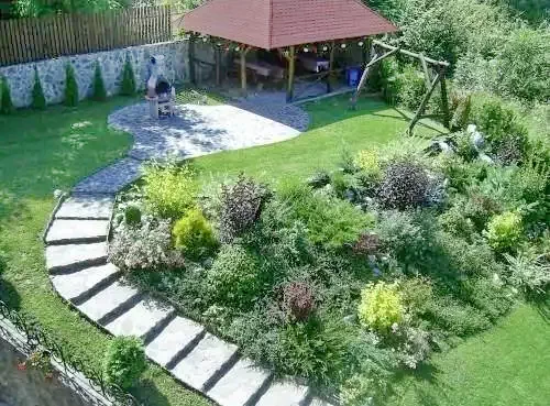 Sovata Cazare | Motel (K0700-17) Imaginea poate fi supusă drepturilor de autor. Se recomandă contactarea titularului drepturilor.