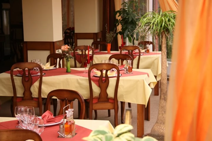 Szováta Szállás | Turisztikai panzió (K0813-7) A kép szerzői jogvédelem alatt állhat. Javasolt a kapcsolatfelvétel a jog tulajdonossal.