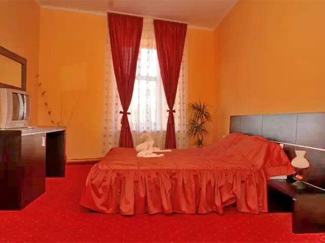 Sovata Cazare | Pensiune turistică (K0813-17) Imaginea poate fi supusă drepturilor de autor. Se recomandă contactarea titularului drepturilor.