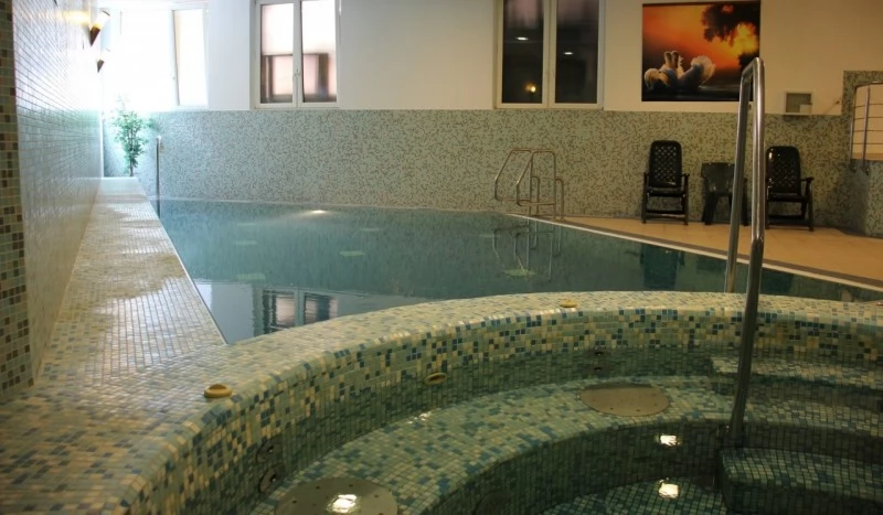 Szováta Szállás | Turisztikai panzió (K0813-24) A kép szerzői jogvédelem alatt állhat. Javasolt a kapcsolatfelvétel a jog tulajdonossal.