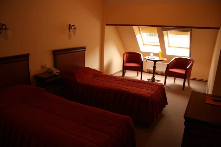 Szováta Szállás | Turisztikai panzió (K0813-55) A kép szerzői jogvédelem alatt állhat. Javasolt a kapcsolatfelvétel a jog tulajdonossal.