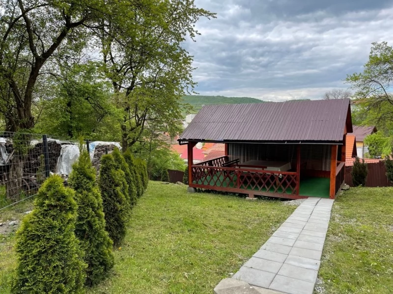 Szováta Szállás | Üdülőfalu (K0817-6) A kép szerzői jogvédelem alatt állhat. Javasolt a kapcsolatfelvétel a jog tulajdonossal.