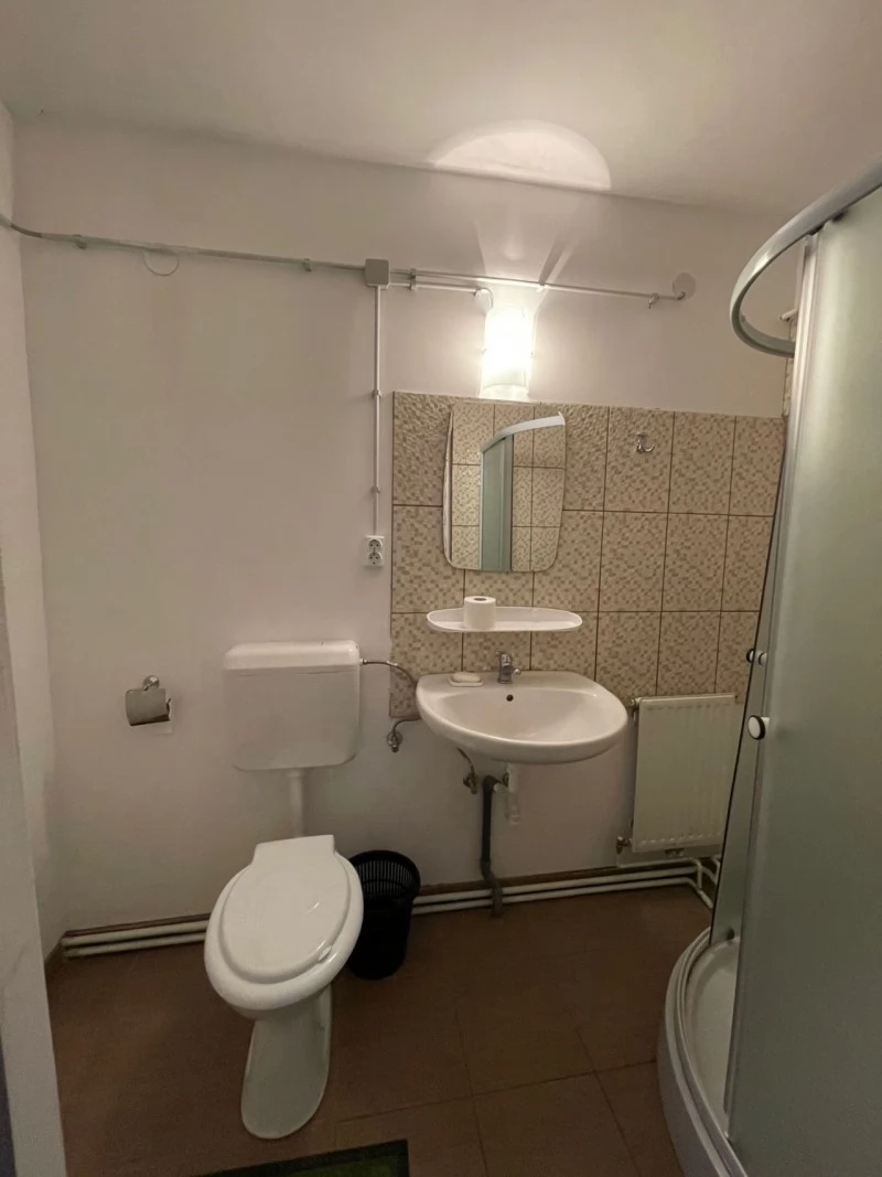 Sovata Cazare | Sat de vacanță (K0817-9) Imaginea poate fi supusă drepturilor de autor. Se recomandă contactarea titularului drepturilor.