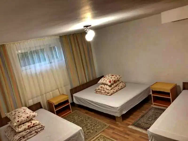 Szováta Szállás | Üdülőfalu (K0817-28) A kép szerzői jogvédelem alatt állhat. Javasolt a kapcsolatfelvétel a jog tulajdonossal.