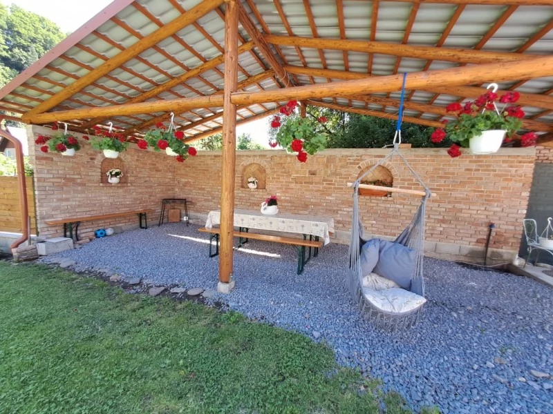 Szováta Szállás | Üdülőfalu (K0819-2) A kép szerzői jogvédelem alatt állhat. Javasolt a kapcsolatfelvétel a jog tulajdonossal.