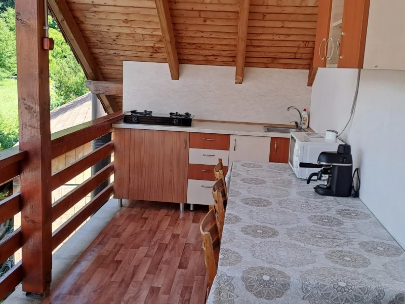 Sovata Cazare | Sat de vacanță (K0819-4) Imaginea poate fi supusă drepturilor de autor. Se recomandă contactarea titularului drepturilor.