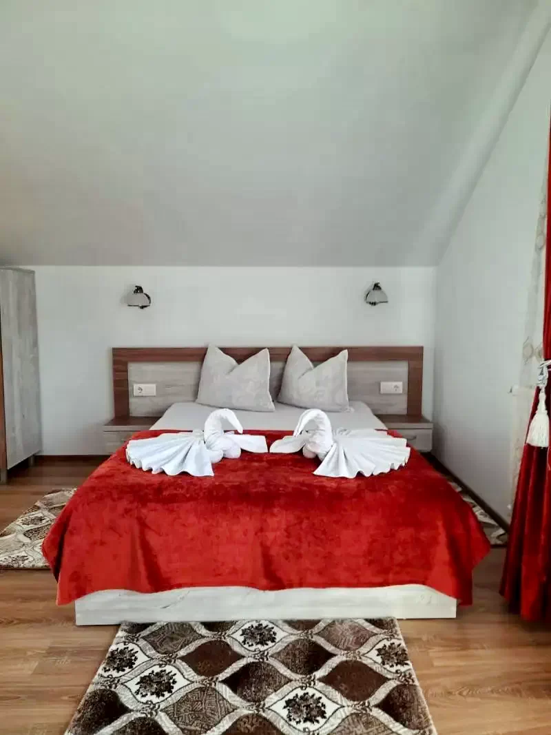 Sovata Cazare | Cabană (K0819-12) Imaginea poate fi supusă drepturilor de autor. Se recomandă contactarea titularului drepturilor. Sovata Cazare | Cabană (K0819-12) Imaginea poate fi supusă drepturilor de autor. Se recomandă contactarea titularului drepturilor.