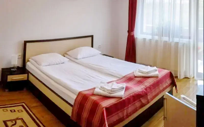 Szováta Szállás | Motel (K1068-11) A kép szerzői jogvédelem alatt állhat. Javasolt a kapcsolatfelvétel a jog tulajdonossal.