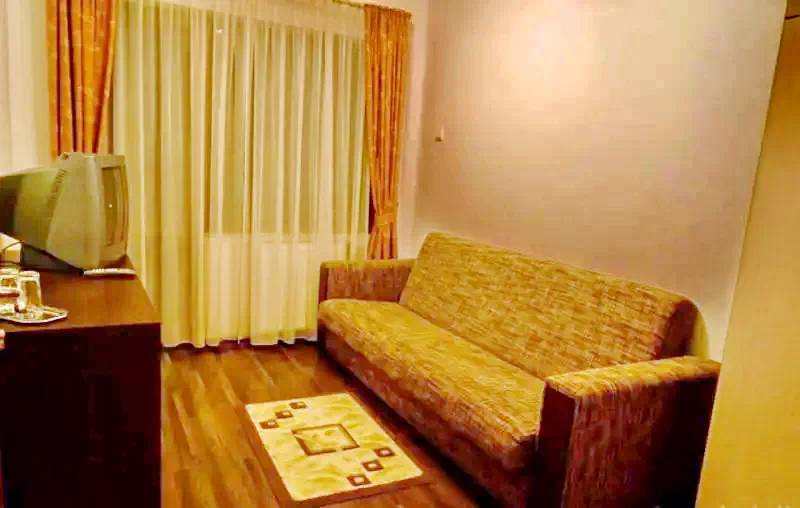 Sovata Cazare | Motel (K1068-20) Imaginea poate fi supusă drepturilor de autor. Se recomandă contactarea titularului drepturilor.