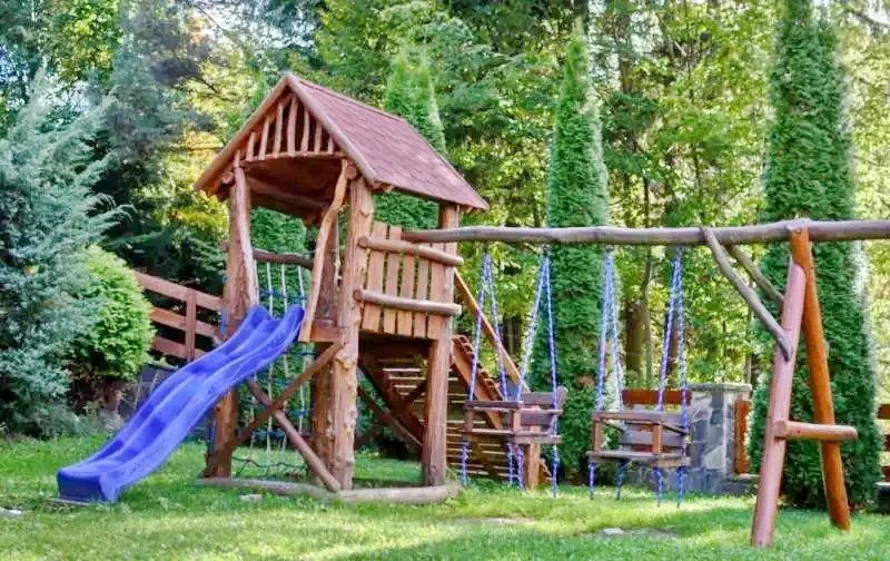 Sovata Cazare | Motel (K1068-23) Imaginea poate fi supusă drepturilor de autor. Se recomandă contactarea titularului drepturilor.