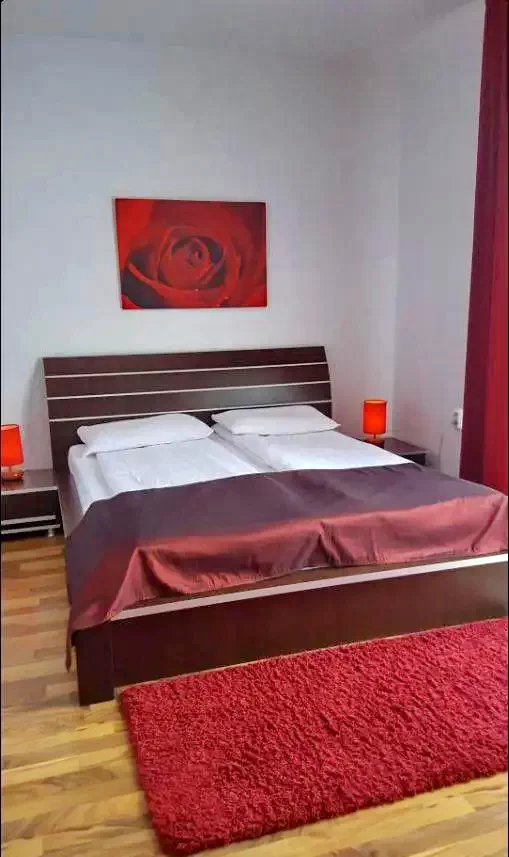 Szováta Szállás | Panzió (K1070-16) A kép szerzői jogvédelem alatt állhat. Javasolt a kapcsolatfelvétel a jog tulajdonossal.