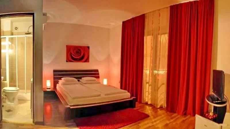 Szováta Szállás | Motel (K1070-18) A kép szerzői jogvédelem alatt állhat. Javasolt a kapcsolatfelvétel a jog tulajdonossal.