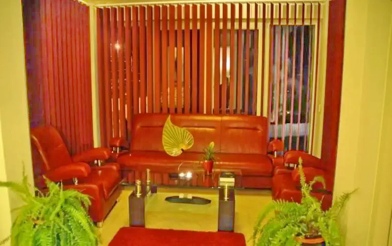 Sovata Cazare | Motel (K1070-28) Imaginea poate fi supusă drepturilor de autor. Se recomandă contactarea titularului drepturilor.