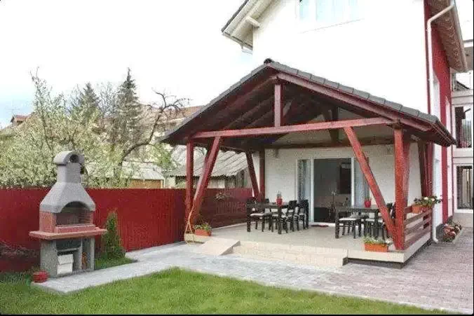 Sovata Cazare | Motel (K1070-33) Imaginea poate fi supusă drepturilor de autor. Se recomandă contactarea titularului drepturilor.