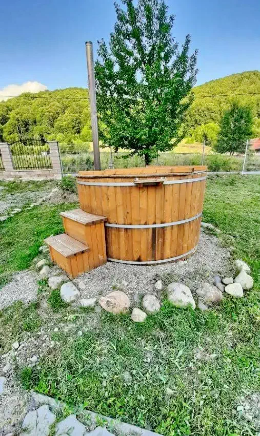 Sovata Cazare | Motel (K1254-1) Imaginea poate fi supusă drepturilor de autor. Se recomandă contactarea titularului drepturilor.