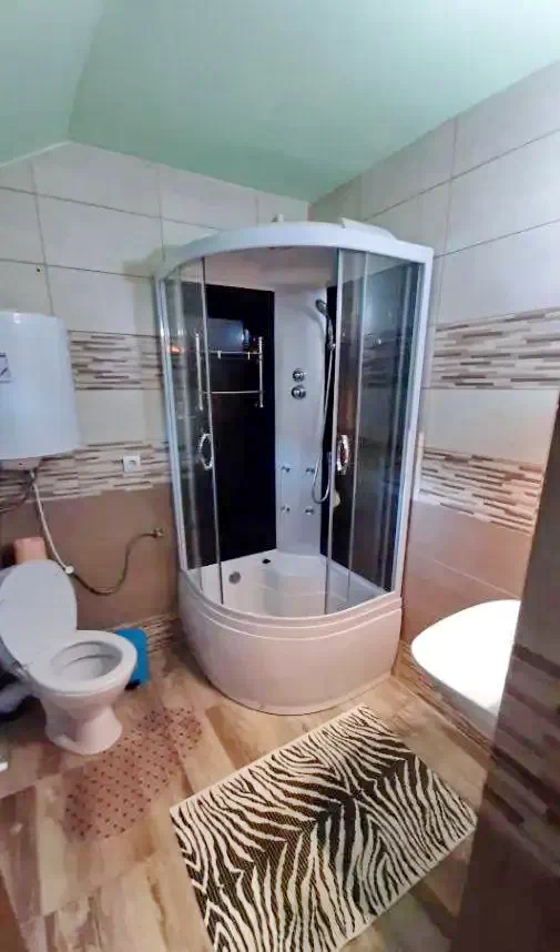 Szováta Szállás | Motel (K1254-8) A kép szerzői jogvédelem alatt állhat. Javasolt a kapcsolatfelvétel a jog tulajdonossal.