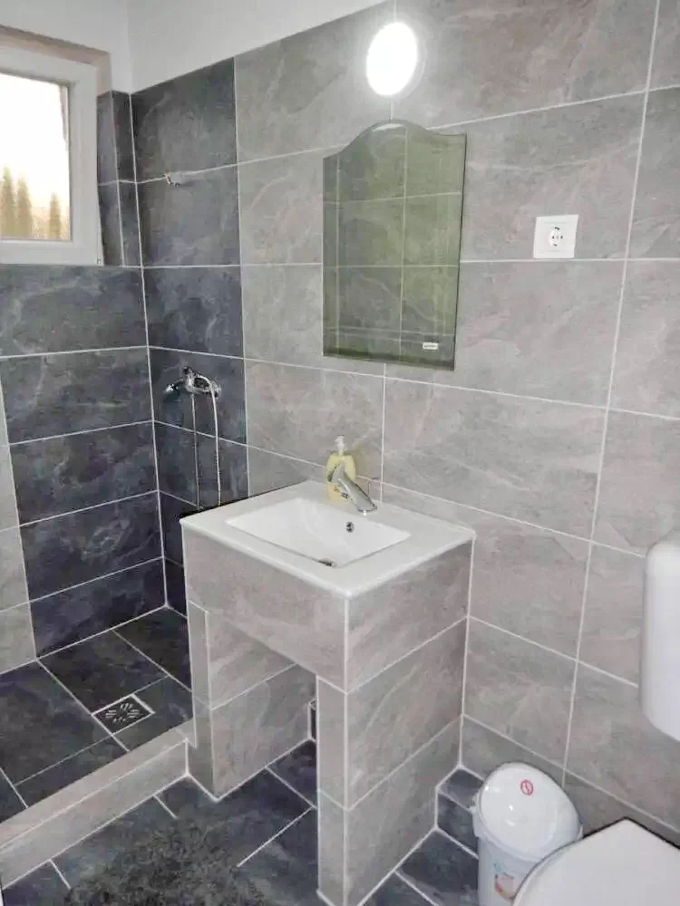 Sovata Cazare | Hotel**** (K1352-14) Imaginea poate fi supusă drepturilor de autor. Se recomandă contactarea titularului drepturilor.