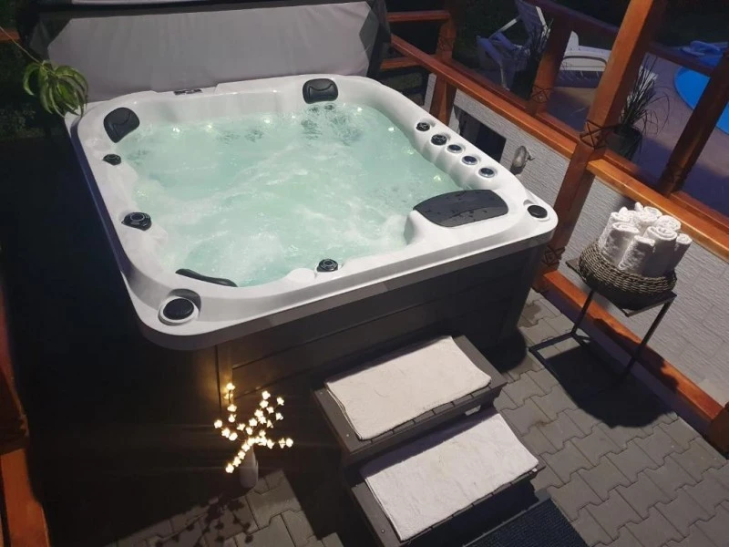 Szováta Szállás | Hotel**** (K1414-3) A kép szerzői jogvédelem alatt állhat. Javasolt a kapcsolatfelvétel a jog tulajdonossal.