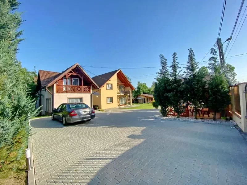 Sovata Cazare | Casă de oaspeți (K1414-6) Imaginea poate fi supusă drepturilor de autor. Se recomandă contactarea titularului drepturilor.