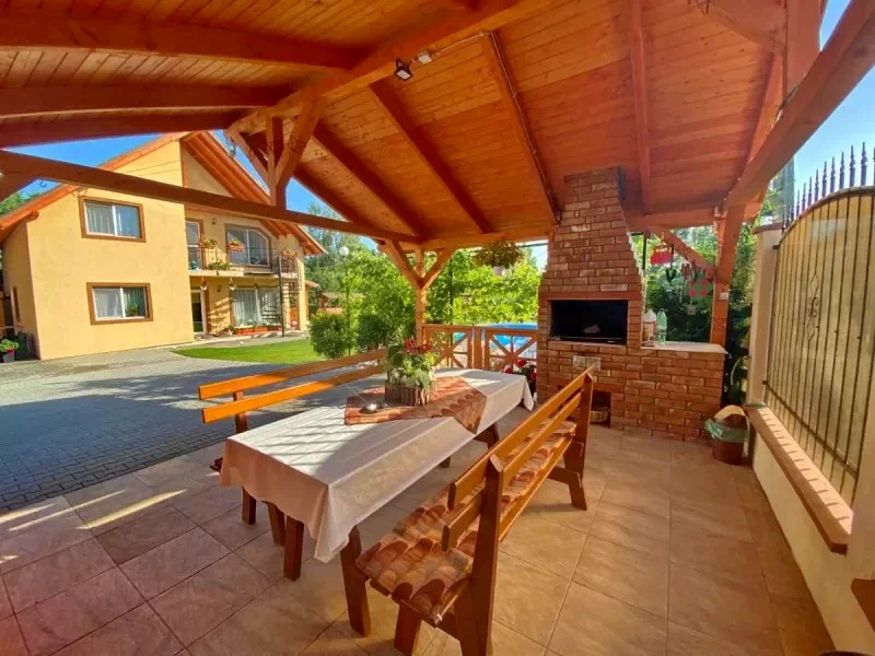 Szováta Szállás | Hotel**** (K1414-10) A kép szerzői jogvédelem alatt állhat. Javasolt a kapcsolatfelvétel a jog tulajdonossal.