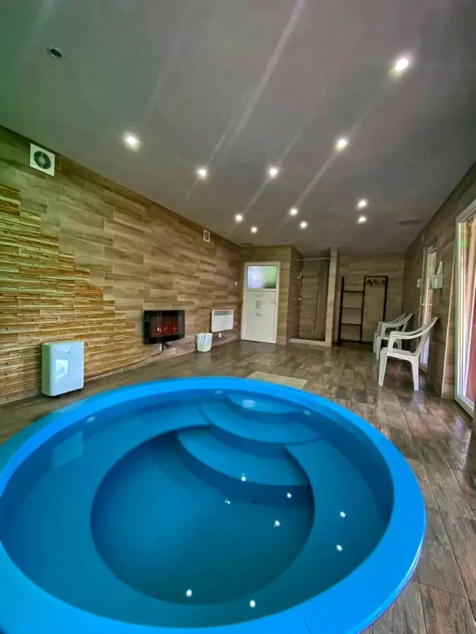 Sovata Cazare | Hotel**** (K1414-17) Imaginea poate fi supusă drepturilor de autor. Se recomandă contactarea titularului drepturilor.