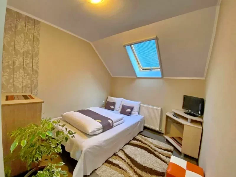 Sovata Cazare | Hotel**** (K1414-40) Imaginea poate fi supusă drepturilor de autor. Se recomandă contactarea titularului drepturilor.