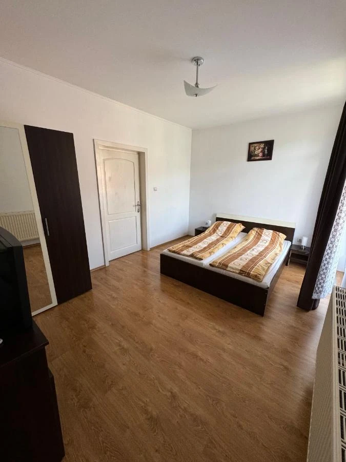 Szováta Szállás | Hotel**** (K1517-13) A kép szerzői jogvédelem alatt állhat. Javasolt a kapcsolatfelvétel a jog tulajdonossal.