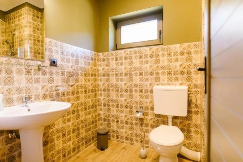 Sovata Cazare | Sat de vacanță (K1480-23) Imaginea poate fi supusă drepturilor de autor. Se recomandă contactarea titularului drepturilor.