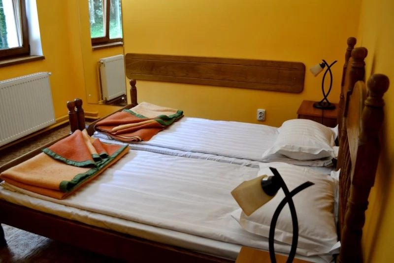 Sovata Cazare | Sat de vacanță (K1477-10) Imaginea poate fi supusă drepturilor de autor. Se recomandă contactarea titularului drepturilor.