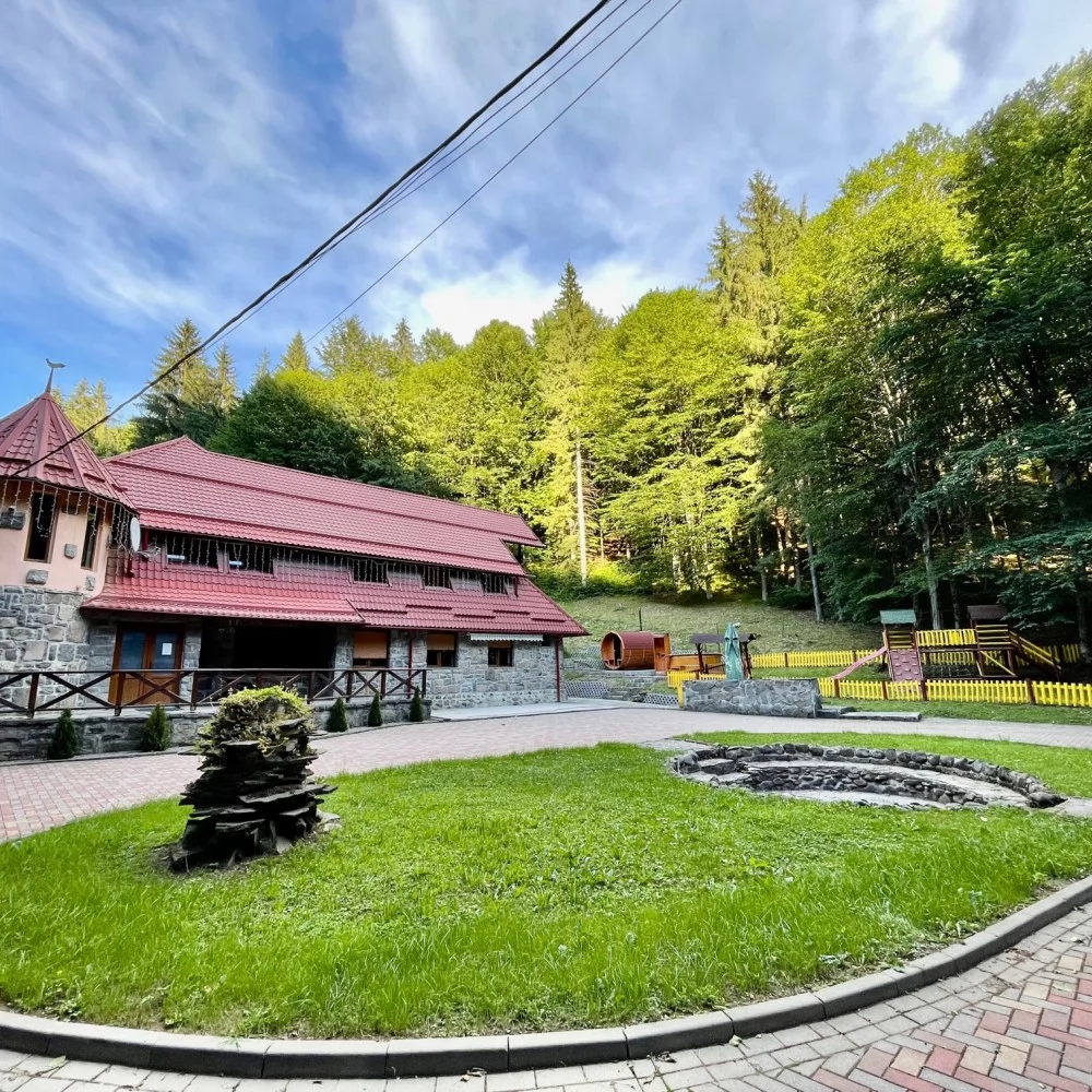 Sovata Cazare | Sat de vacanță (K1477-47) Imaginea poate fi supusă drepturilor de autor. Se recomandă contactarea titularului drepturilor.