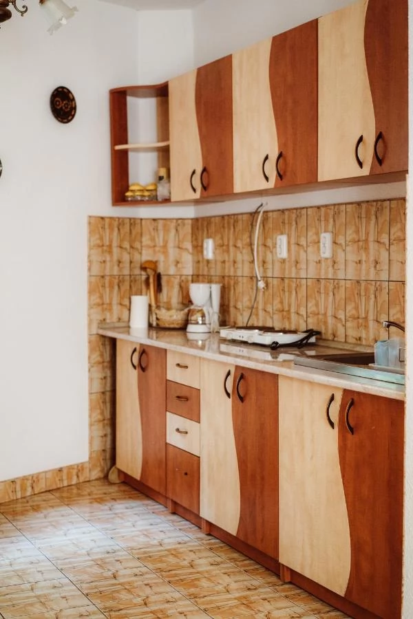 Szováta Szállás | Hotel**** (K1452-4) A kép szerzői jogvédelem alatt állhat. Javasolt a kapcsolatfelvétel a jog tulajdonossal.