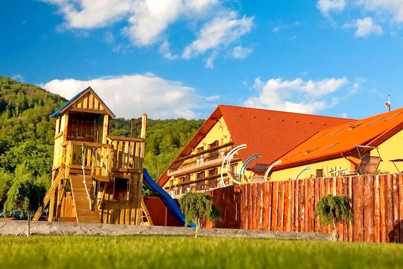 Sovata Cazare | Pensiune turistică (K1432-23) Imaginea poate fi supusă drepturilor de autor. Se recomandă contactarea titularului drepturilor.