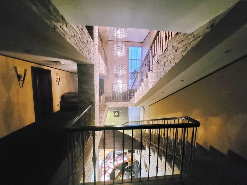 Sovata Cazare | Pensiune turistică (K1432-62) Imaginea poate fi supusă drepturilor de autor. Se recomandă contactarea titularului drepturilor.