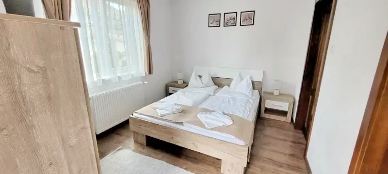 Sovata Cazare | Hotel**** (K1421-5) Imaginea poate fi supusă drepturilor de autor. Se recomandă contactarea titularului drepturilor.