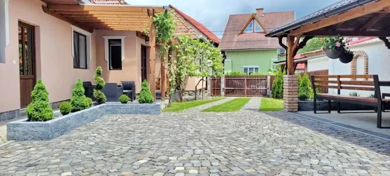 Szováta Szállás | Hotel**** (K1421-13) A kép szerzői jogvédelem alatt állhat. Javasolt a kapcsolatfelvétel a jog tulajdonossal.