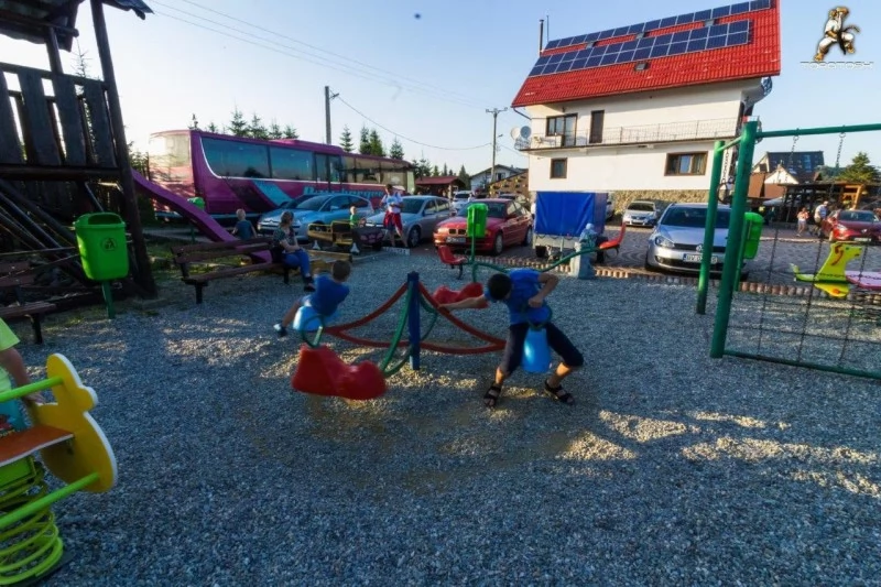 Păltiniș Cazare | Motel (K1494-84) Imaginea poate fi supusă drepturilor de autor. Se recomandă contactarea titularului drepturilor.