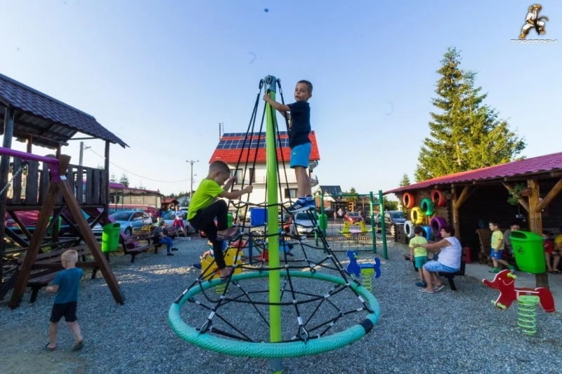 Păltiniș Cazare | Motel (K1494-88) Imaginea poate fi supusă drepturilor de autor. Se recomandă contactarea titularului drepturilor.