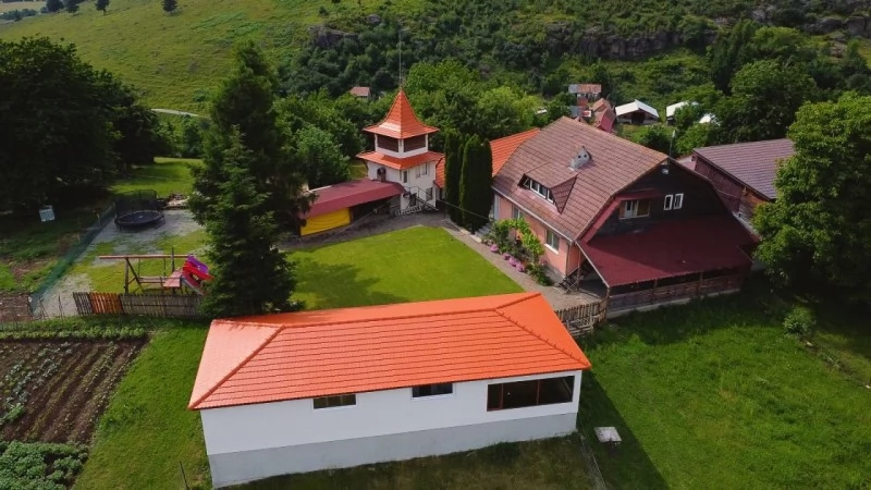 Căpâlnița Cazare | Hotel**** (K0799-1) Imaginea poate fi supusă drepturilor de autor. Se recomandă contactarea titularului drepturilor.