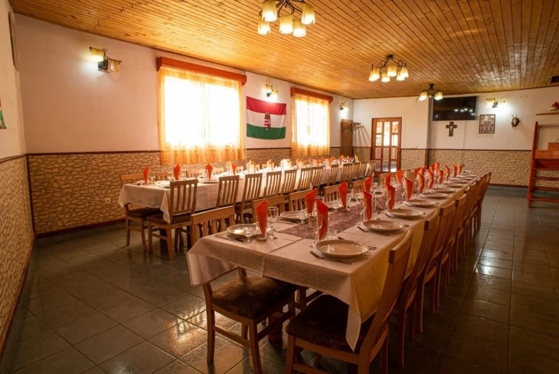 Căpâlnița Cazare | Hotel**** (K0799-6) Imaginea poate fi supusă drepturilor de autor. Se recomandă contactarea titularului drepturilor.