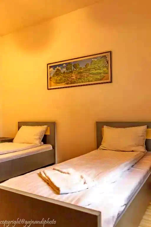 Comandău Cazare | Motel (K1222-21) Imaginea poate fi supusă drepturilor de autor. Se recomandă contactarea titularului drepturilor.